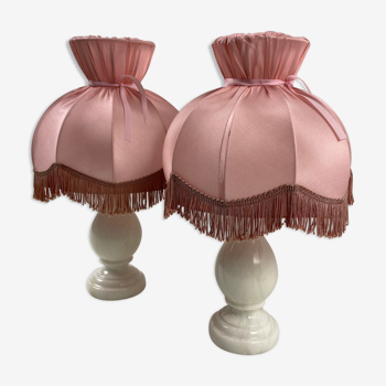 Set de 2 lampes de chevet pieds en albâtre tissu rose