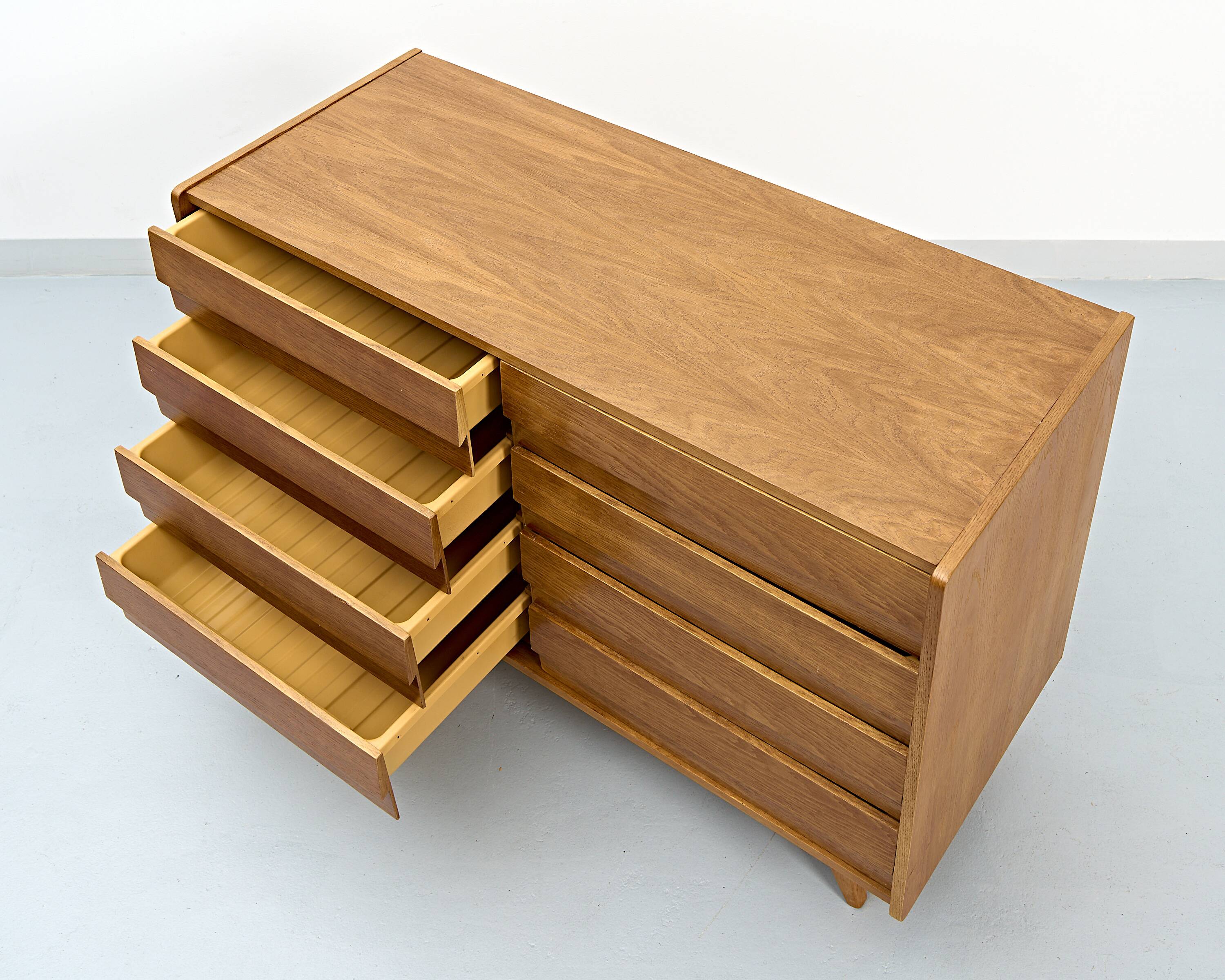Model U-453 Dresser by Jiří Jiroutek for Interier Praha, 1968