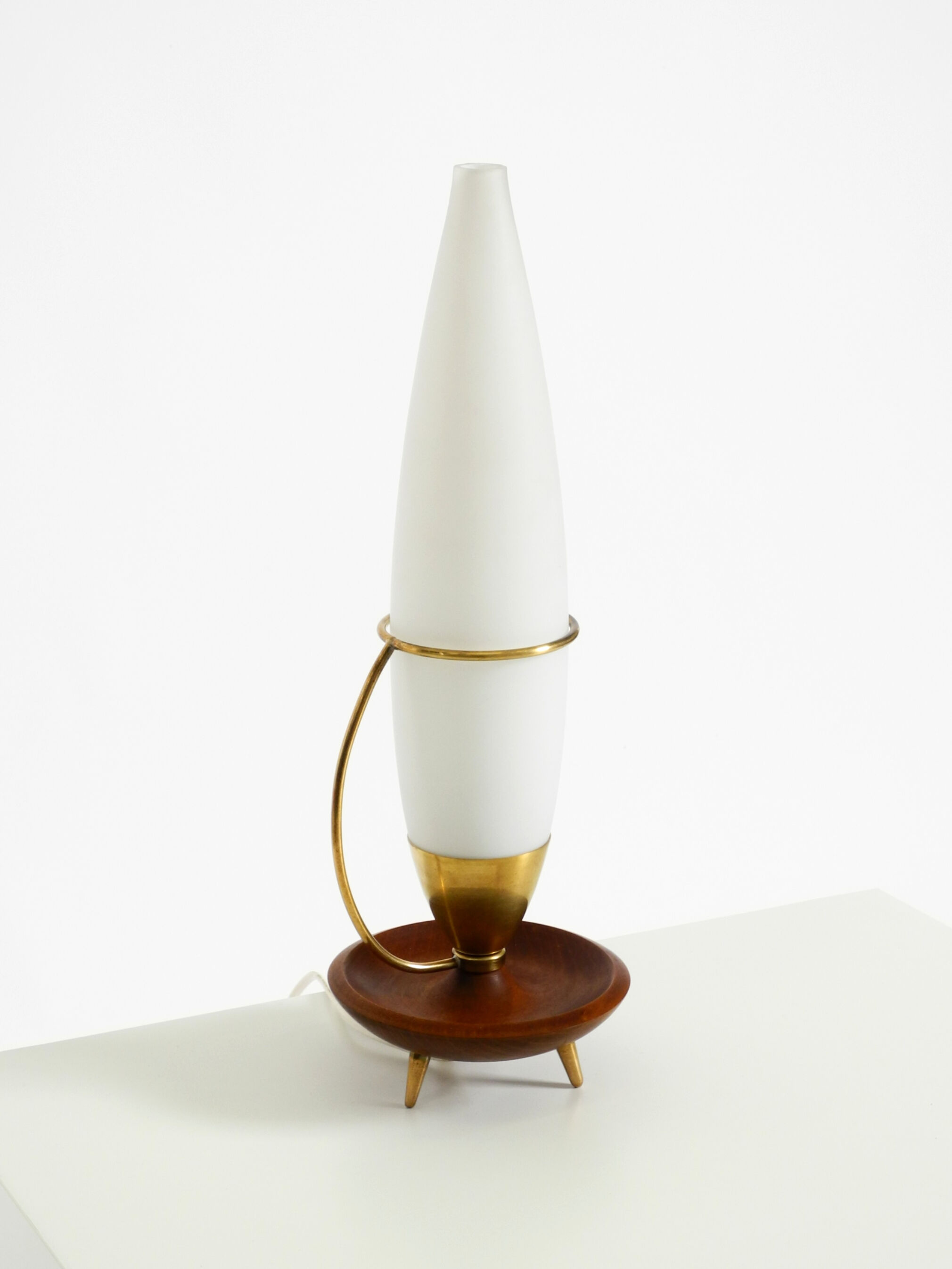 Large 1950s table lamp made of brass and teak, with a frosted glass shade