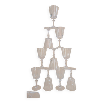 Set of 11 glass glasses