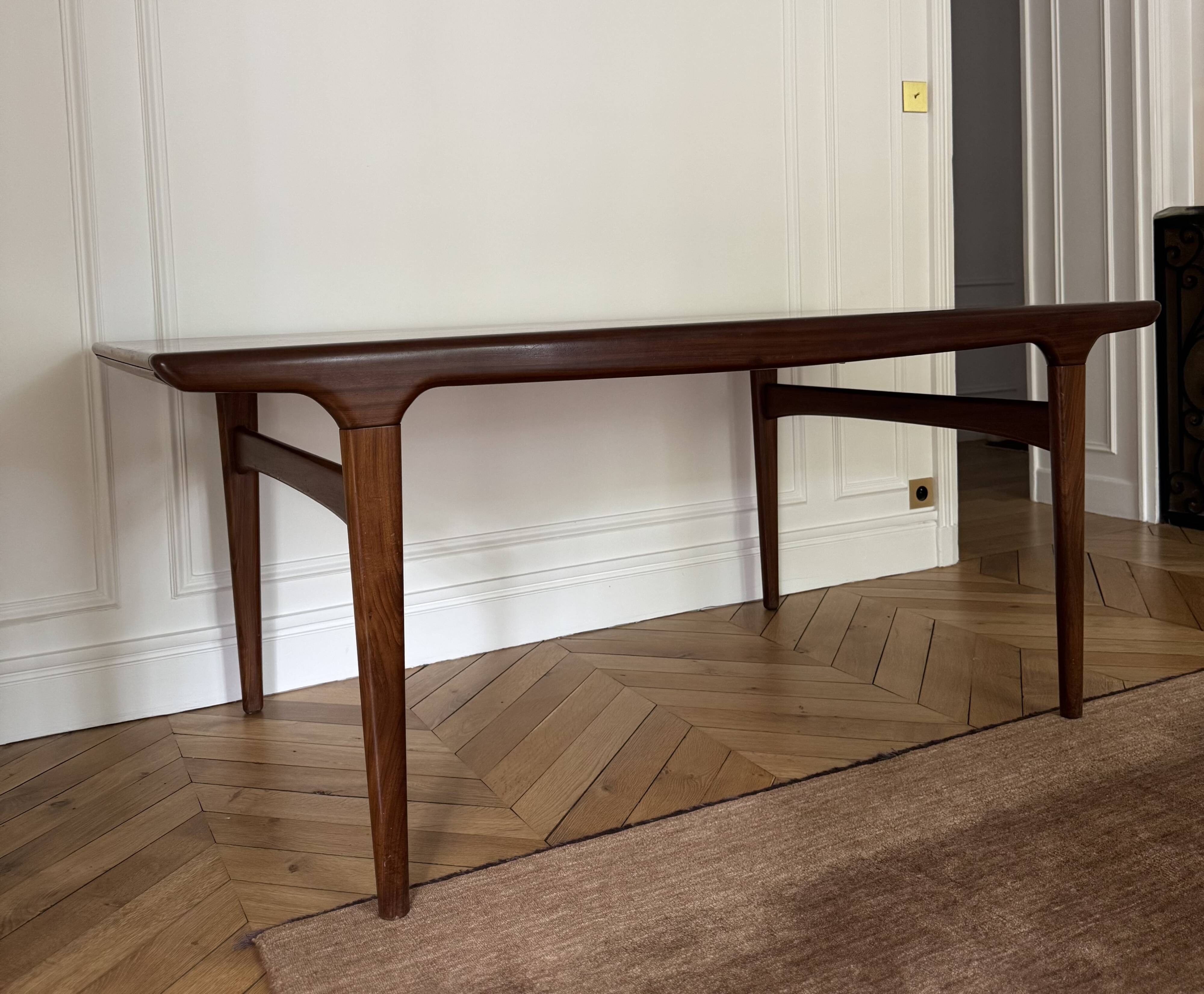 Dining table with extension by Johannes Andersen for Uldum Møbelfabrik