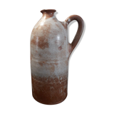 Sandstone pitcher