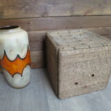 Pouf en bois