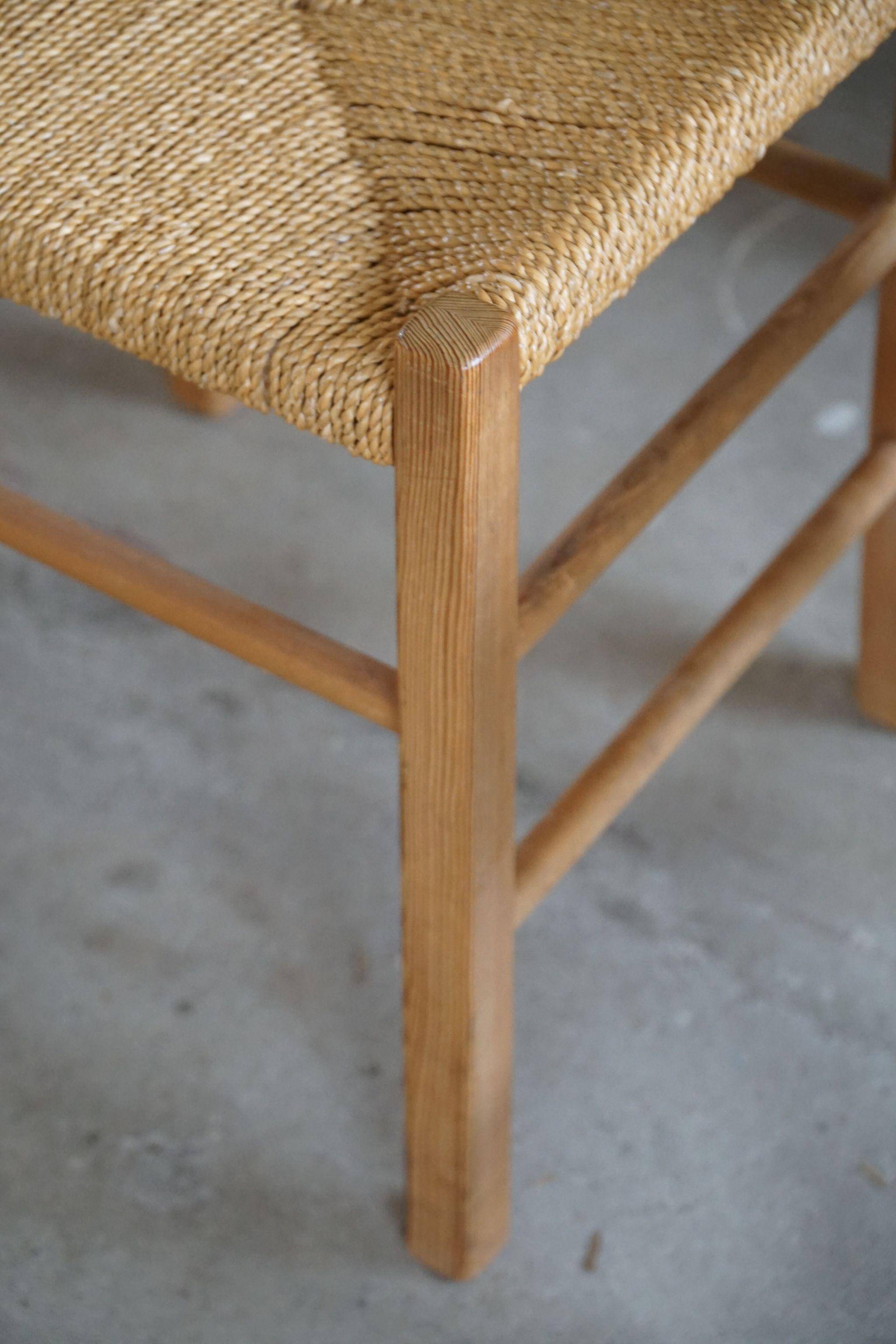 Set of 10 dining chairs in pine with sea grass seats, Danish design from the mid-20th century.