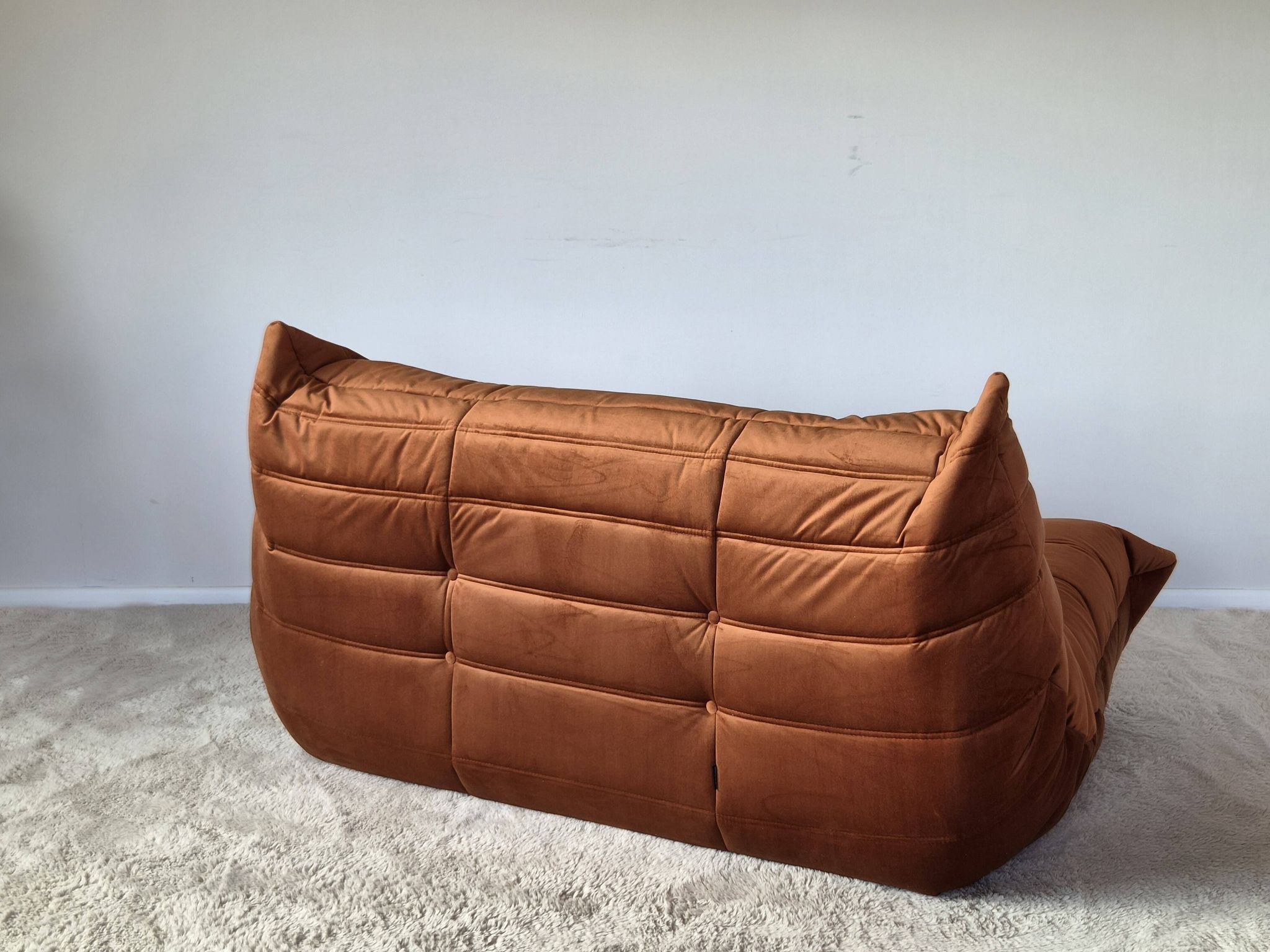 Canapé Togo deux places par Michel Ducaroy pour Ligne Roset