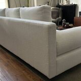 Canapé 3 places Omnight par NV Gallery en tissu bouclette blanche