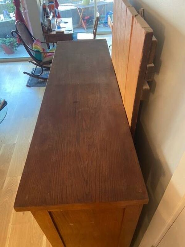 Meuble à volets roulants (meuble à rideaux/tambour)
