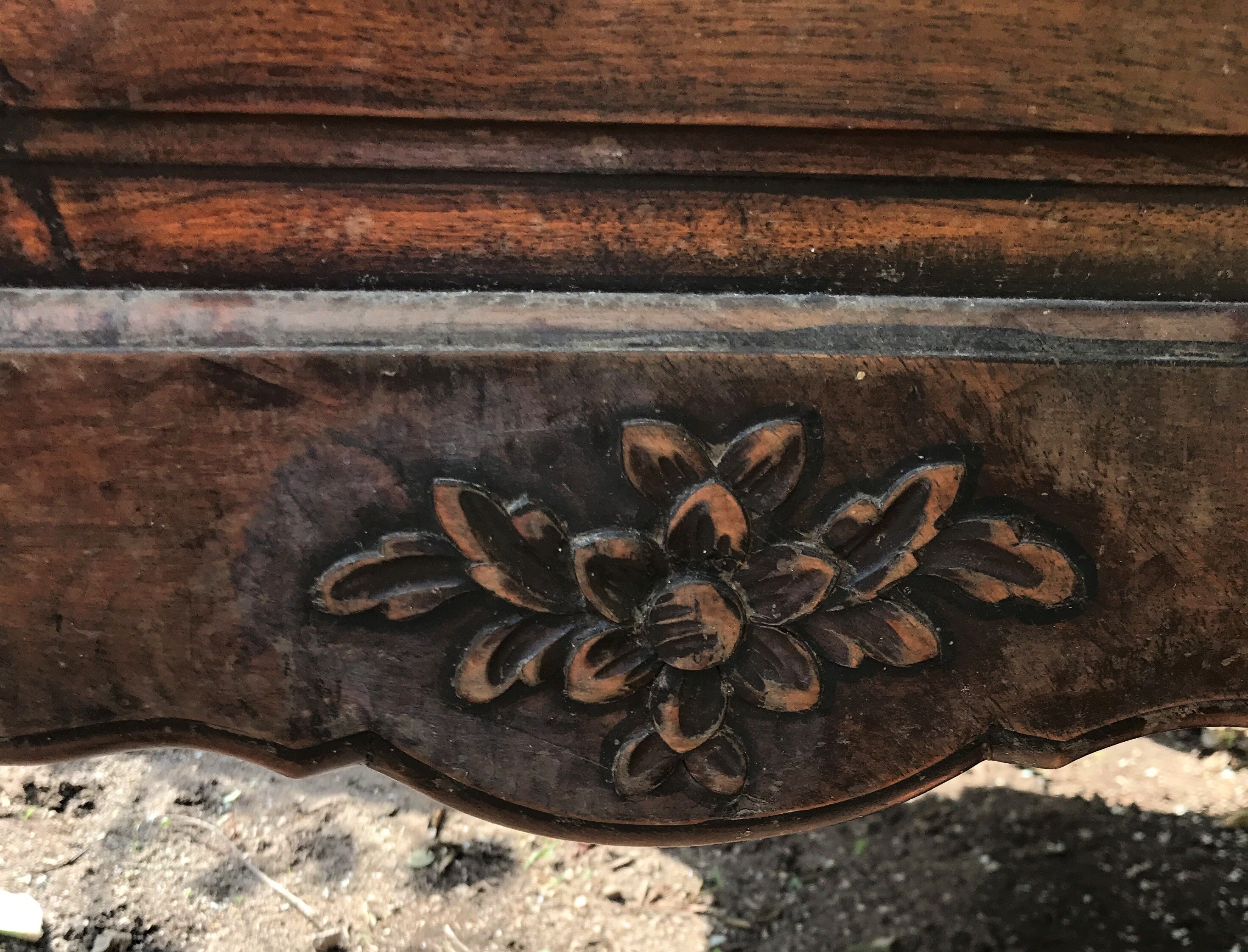 Bureau style Louis XV provençal