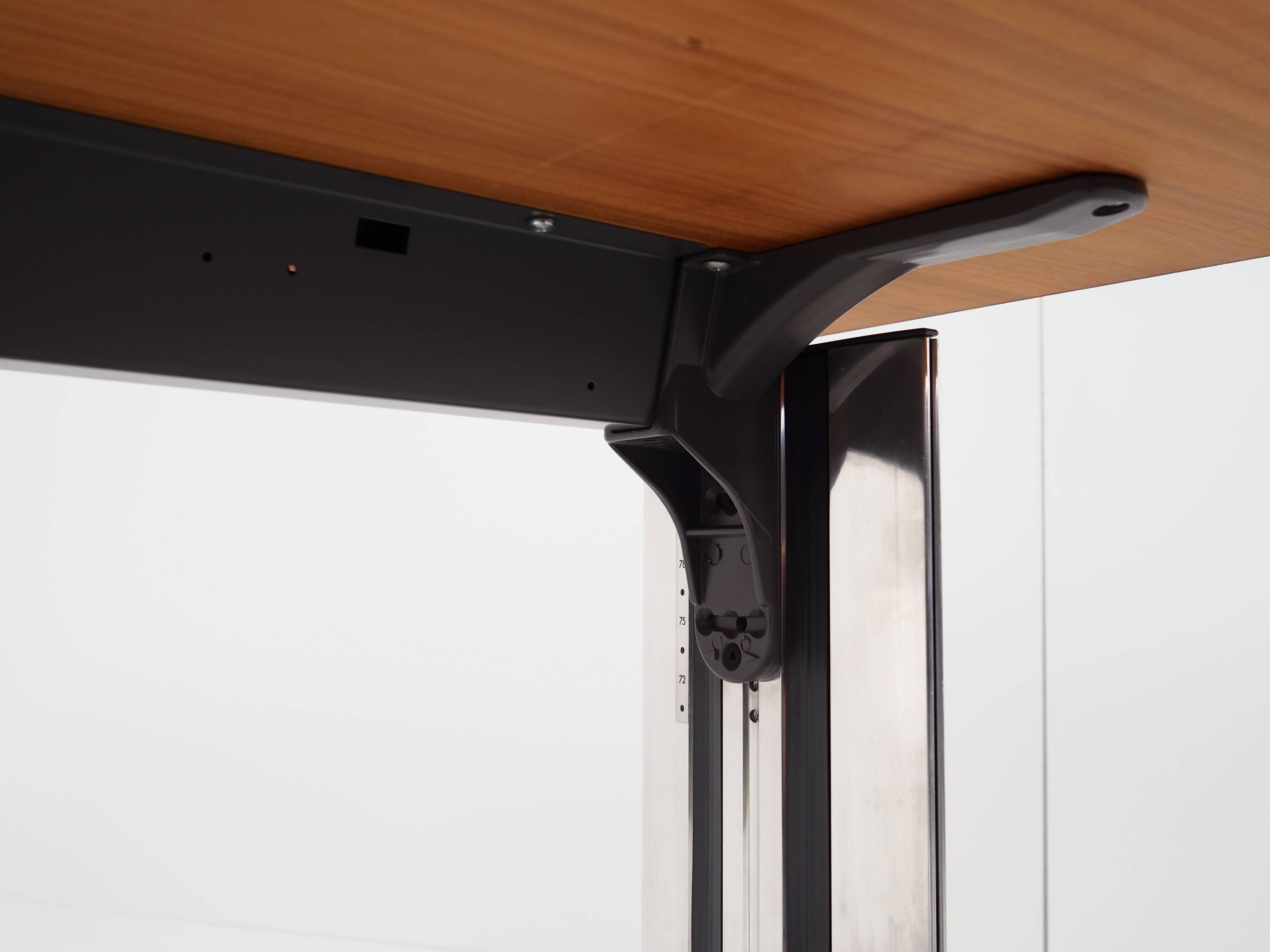 Bureau en palissandre, années 1970, design danois, production : Danemark