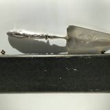 Cake or pie server 19th century silver metal engraved punch