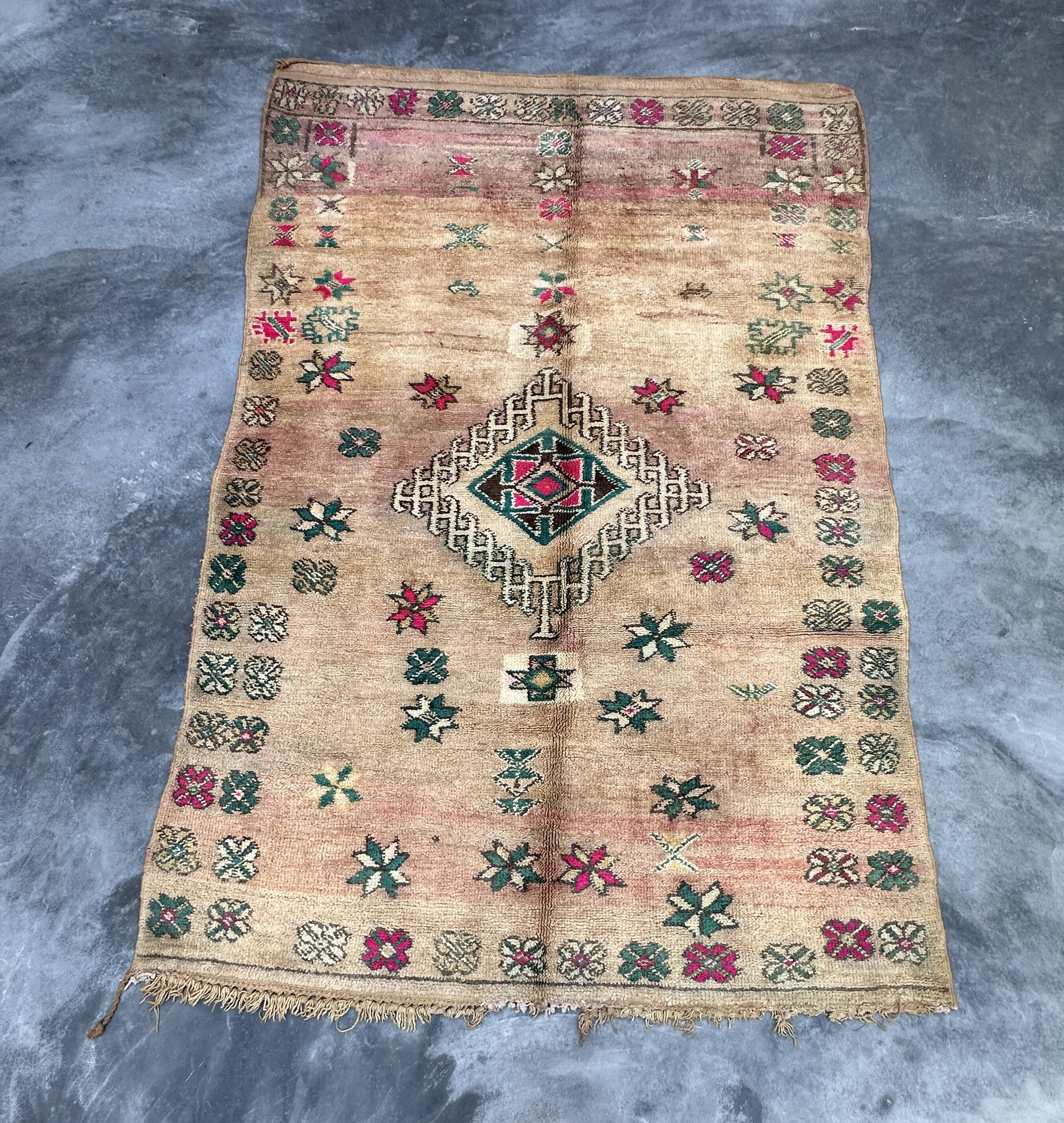 Moroccan carpet - 190 x 290 cm