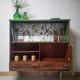 Buffet vintage pieds fuselés