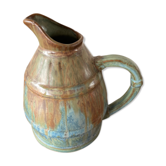 Pitcher in flamed sandstone