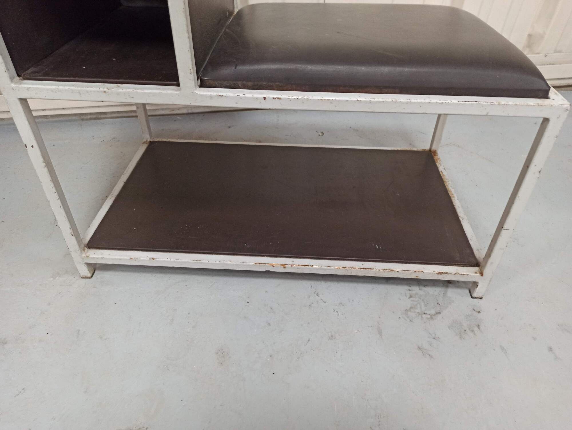 Professional furniture shoe store stool seat chair skai and iron