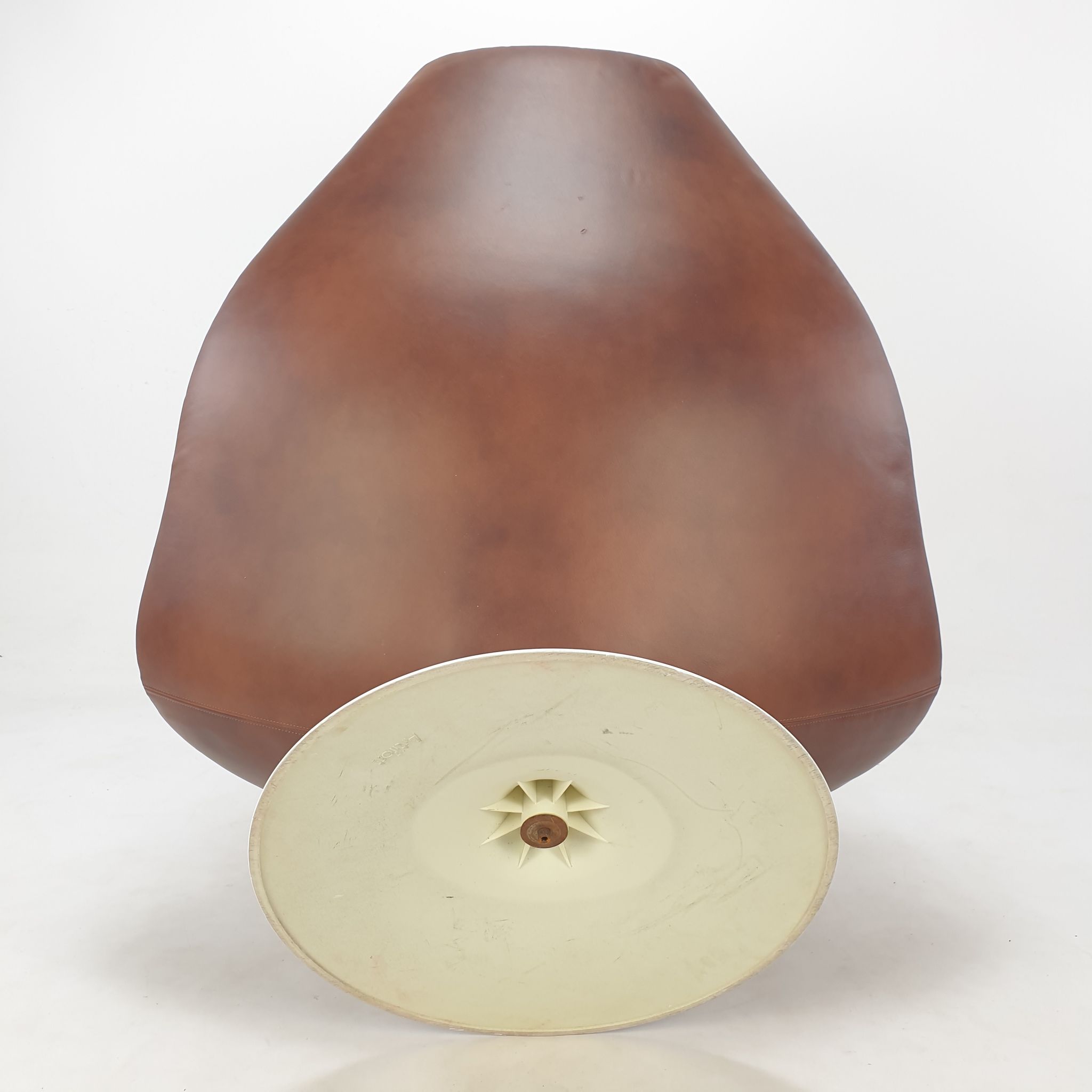 Mid century F588 lounge chair by Geoffrey Harcourt for Artifort, 60s