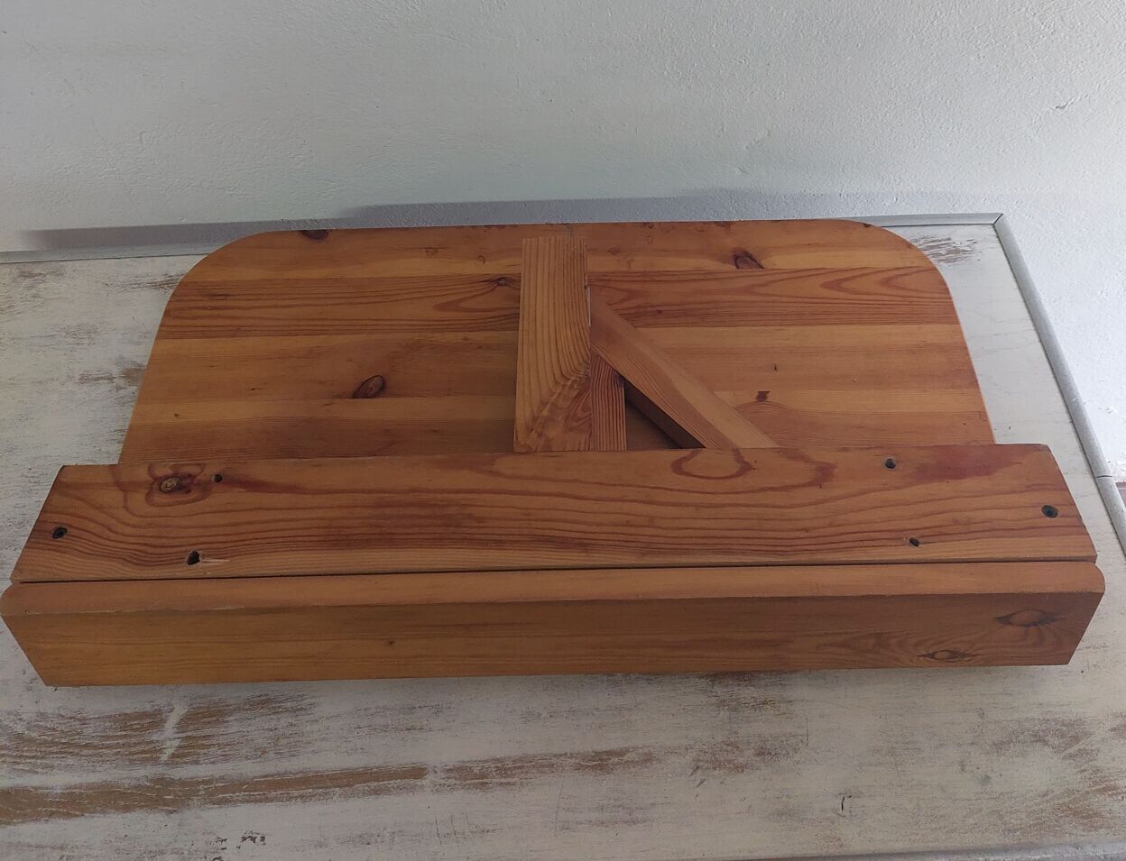 Folding wall table in solid pine .80