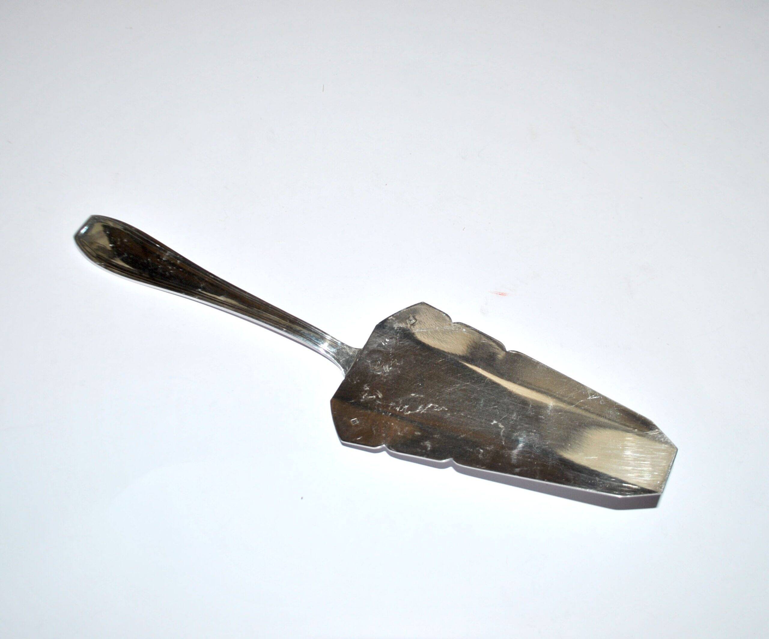 LCF vintage pie server silverware design 1950 Le Couvert Français