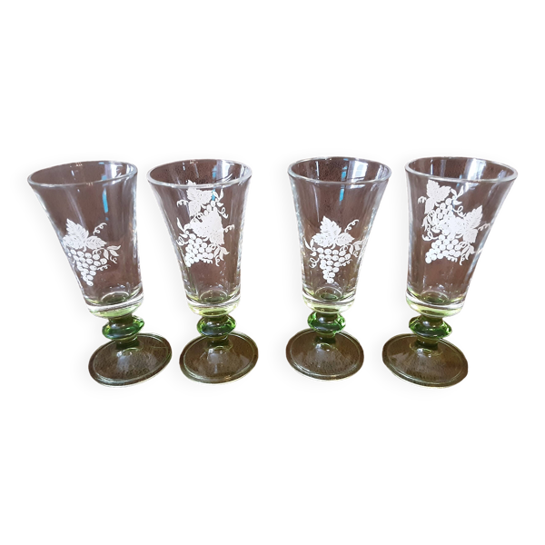 Lot de 4 verres digestif