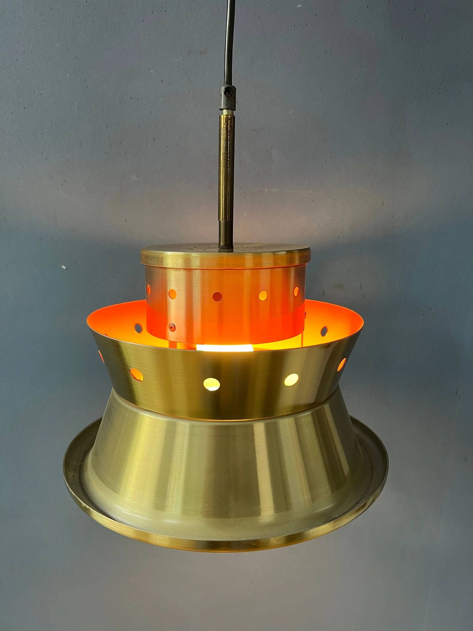 Suspension Space Age metallic Doria Leuchten