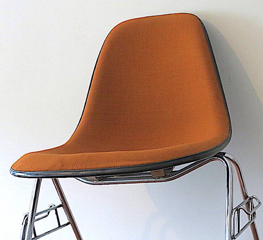 Fiberglass and hopsack chair by Charles and Ray Eames for Hermann Miller, 1970s