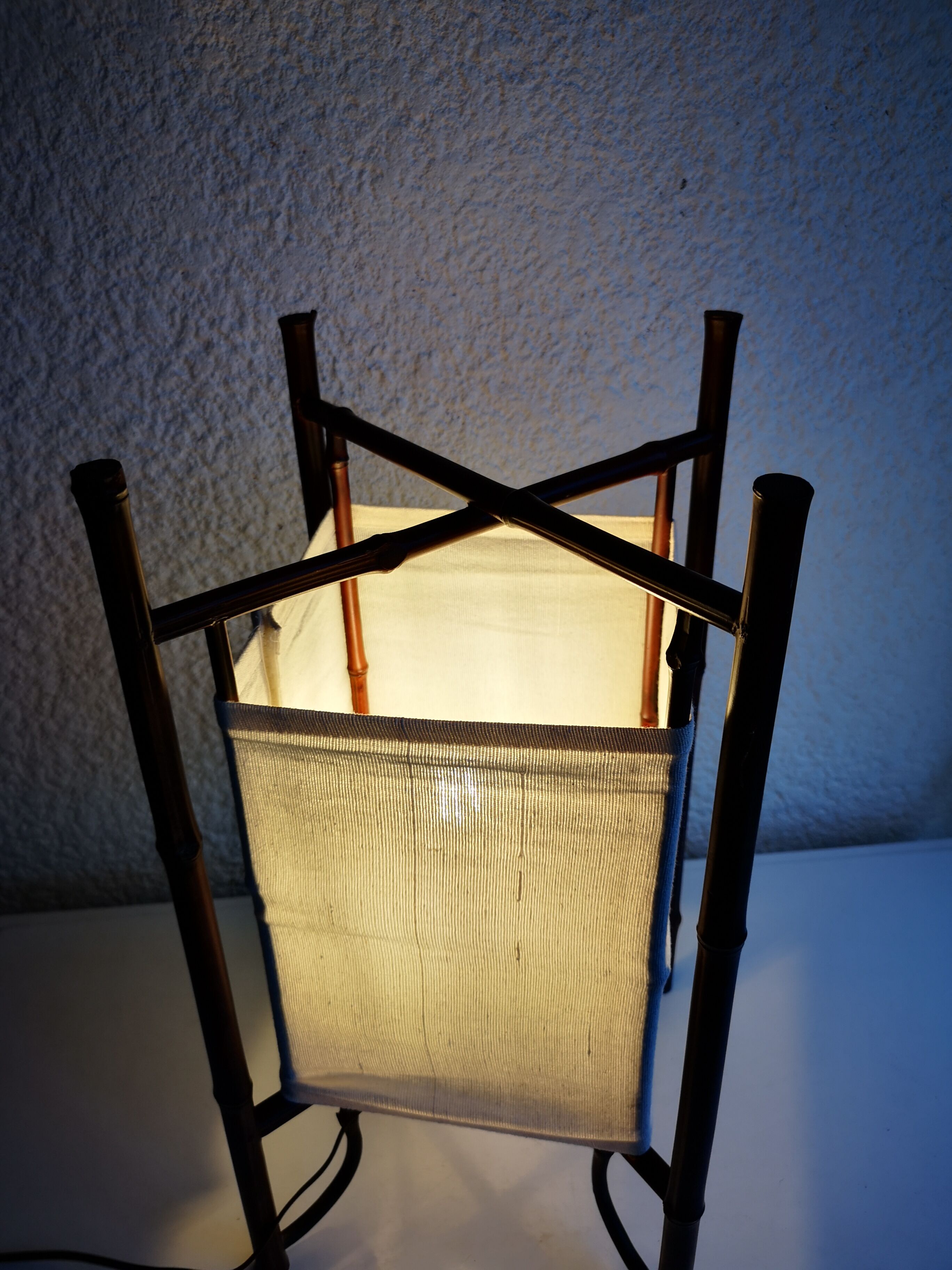 Bamboo lamp