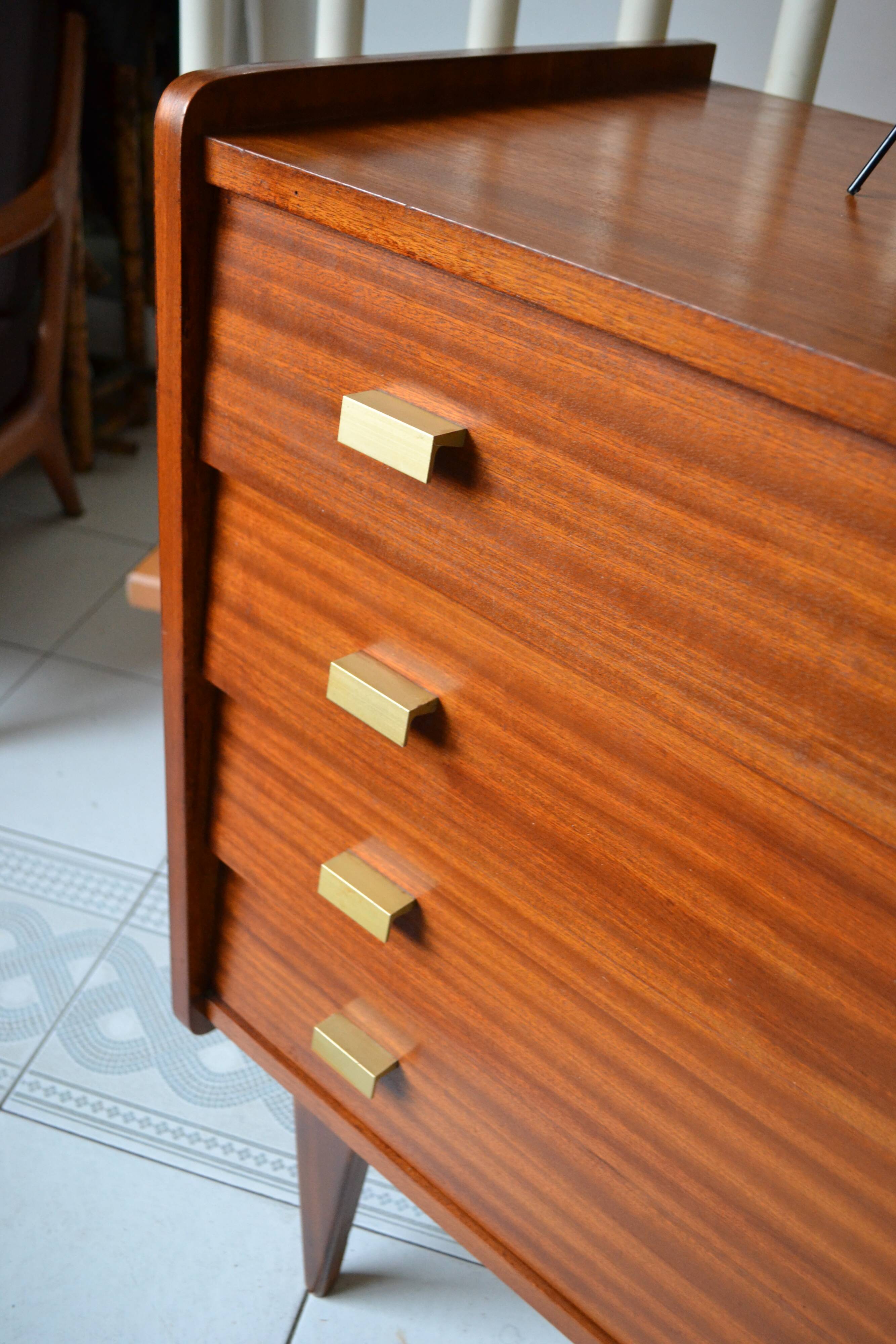 Commode années 60 façade inclinée