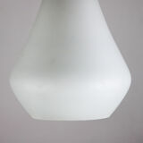 Suspension en verre de lait d’opaline vintage