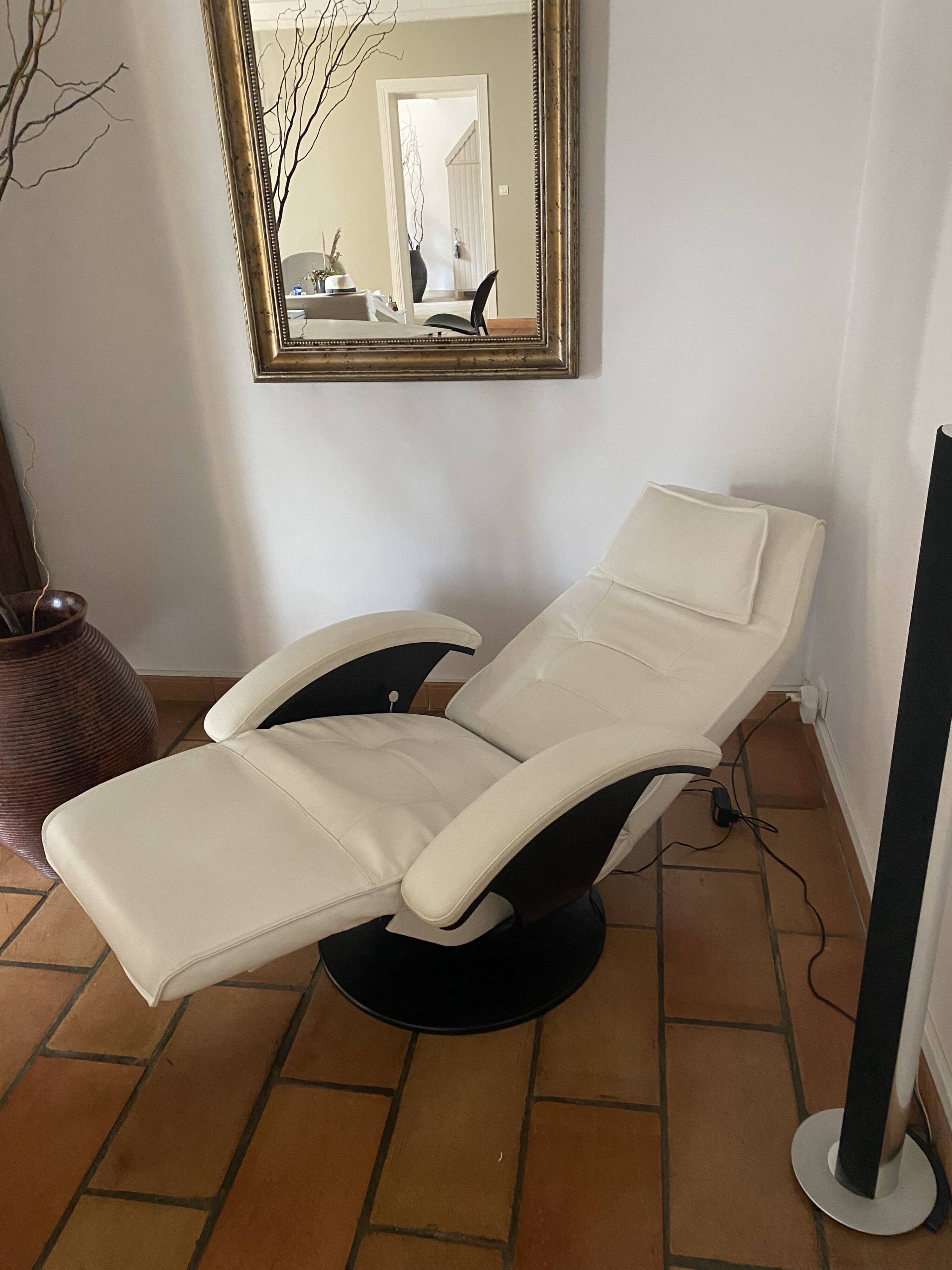 Mistral reclining armchair Roche Bobois