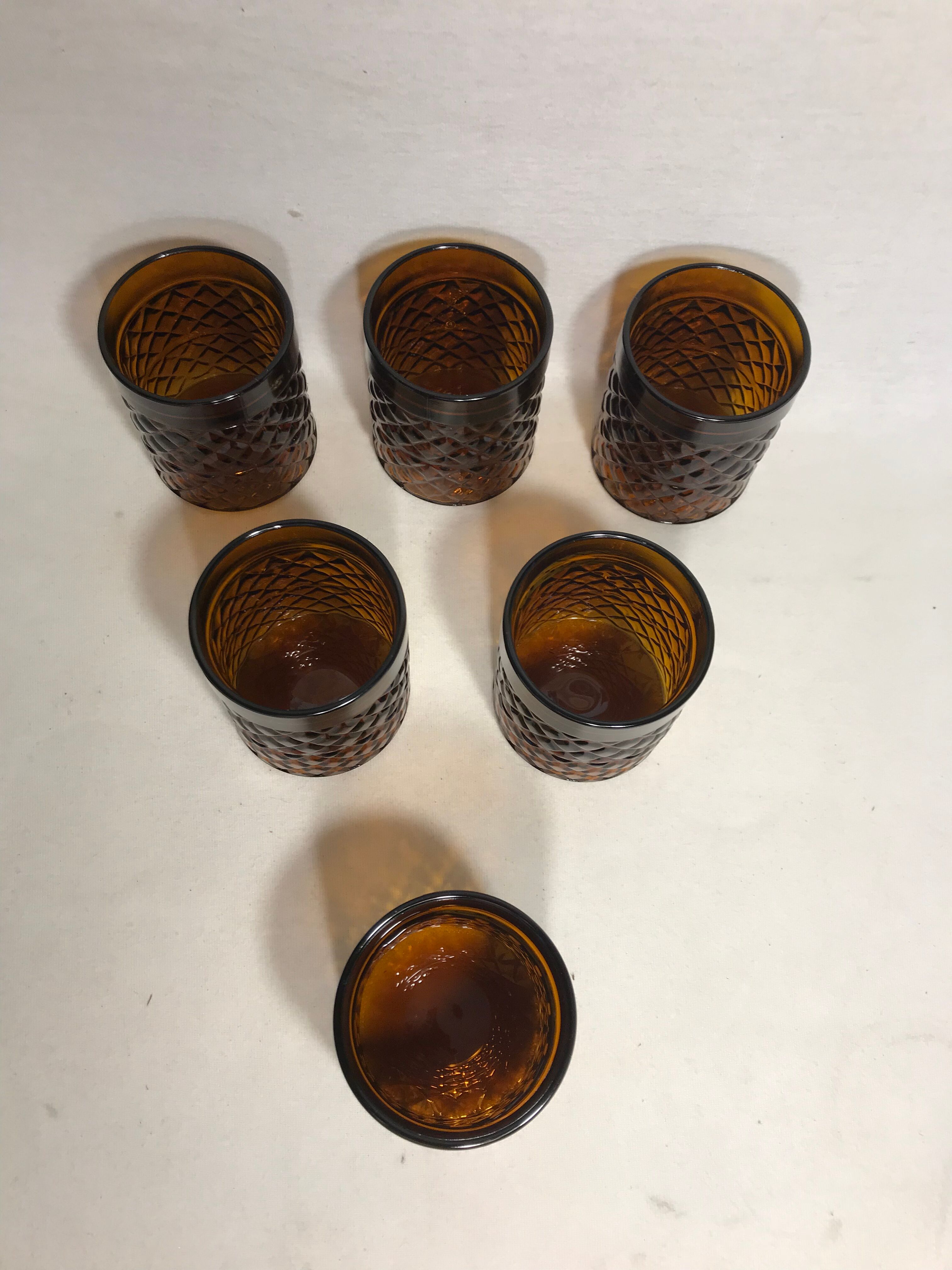 Service old decanter and its 6 glasses for orange juice - geometric vintage