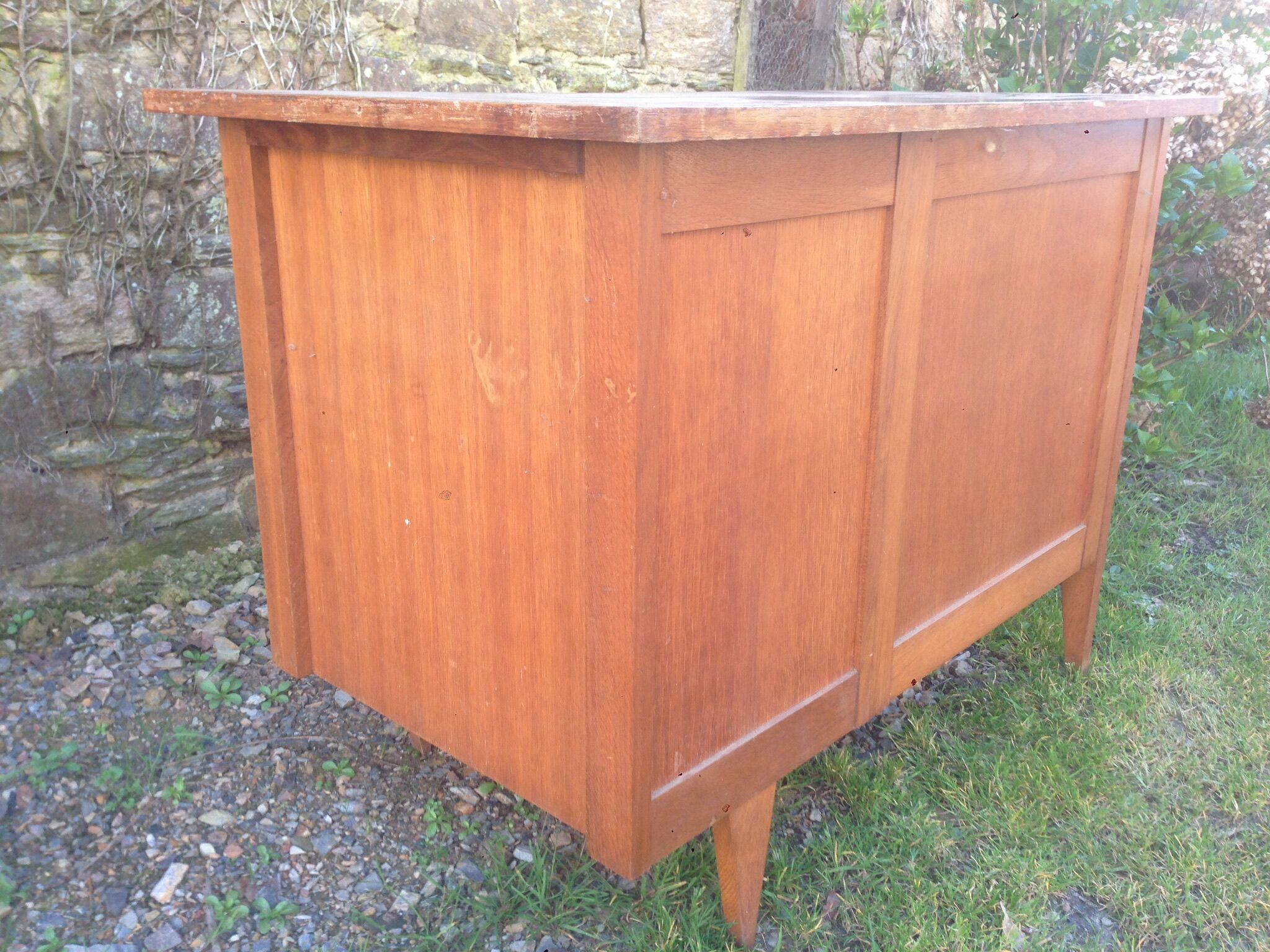 Bureau de secrétaire vintage en chêne pieds compas.