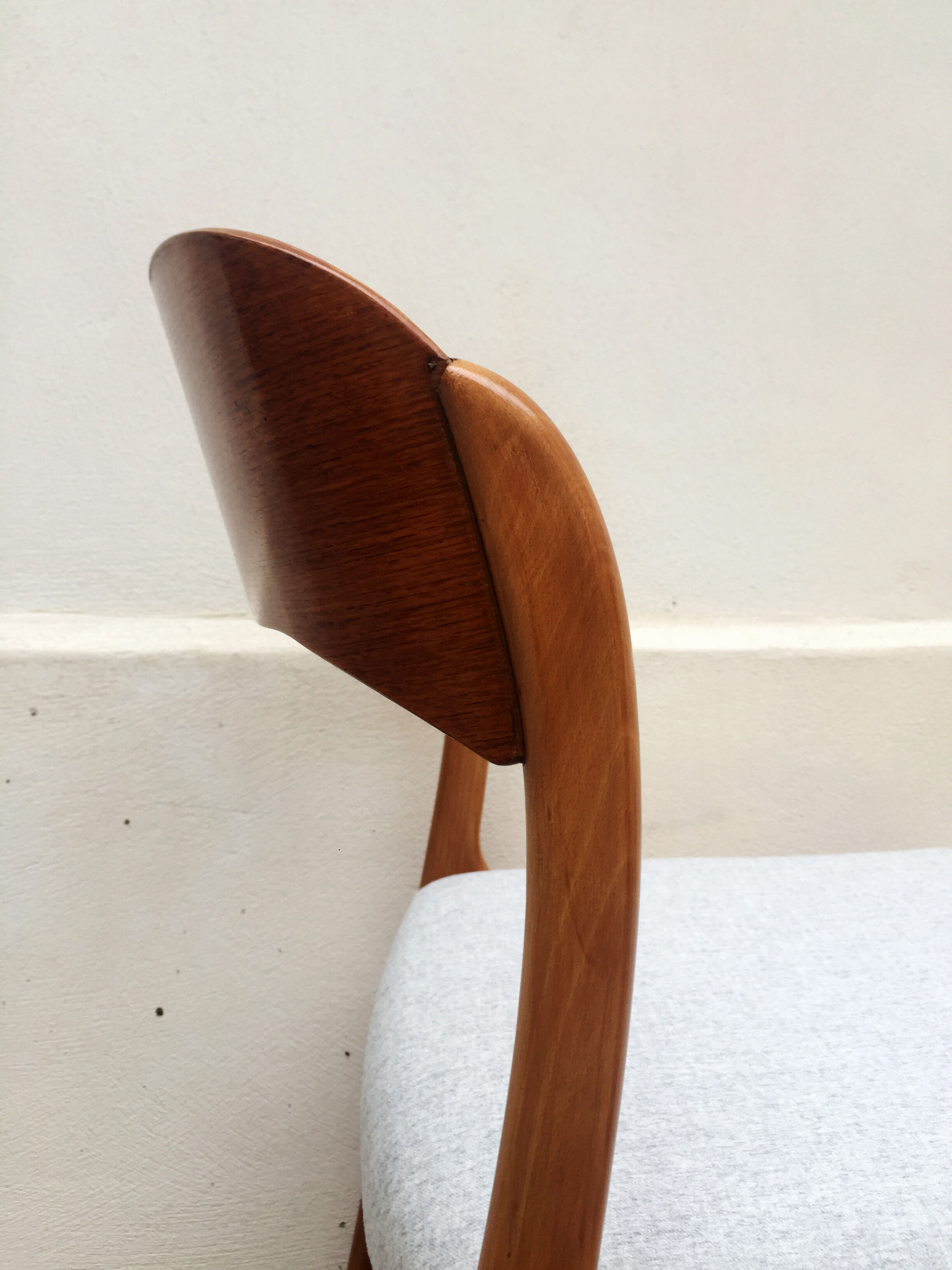 Ensemble de 4 chaises traîneau Baumann