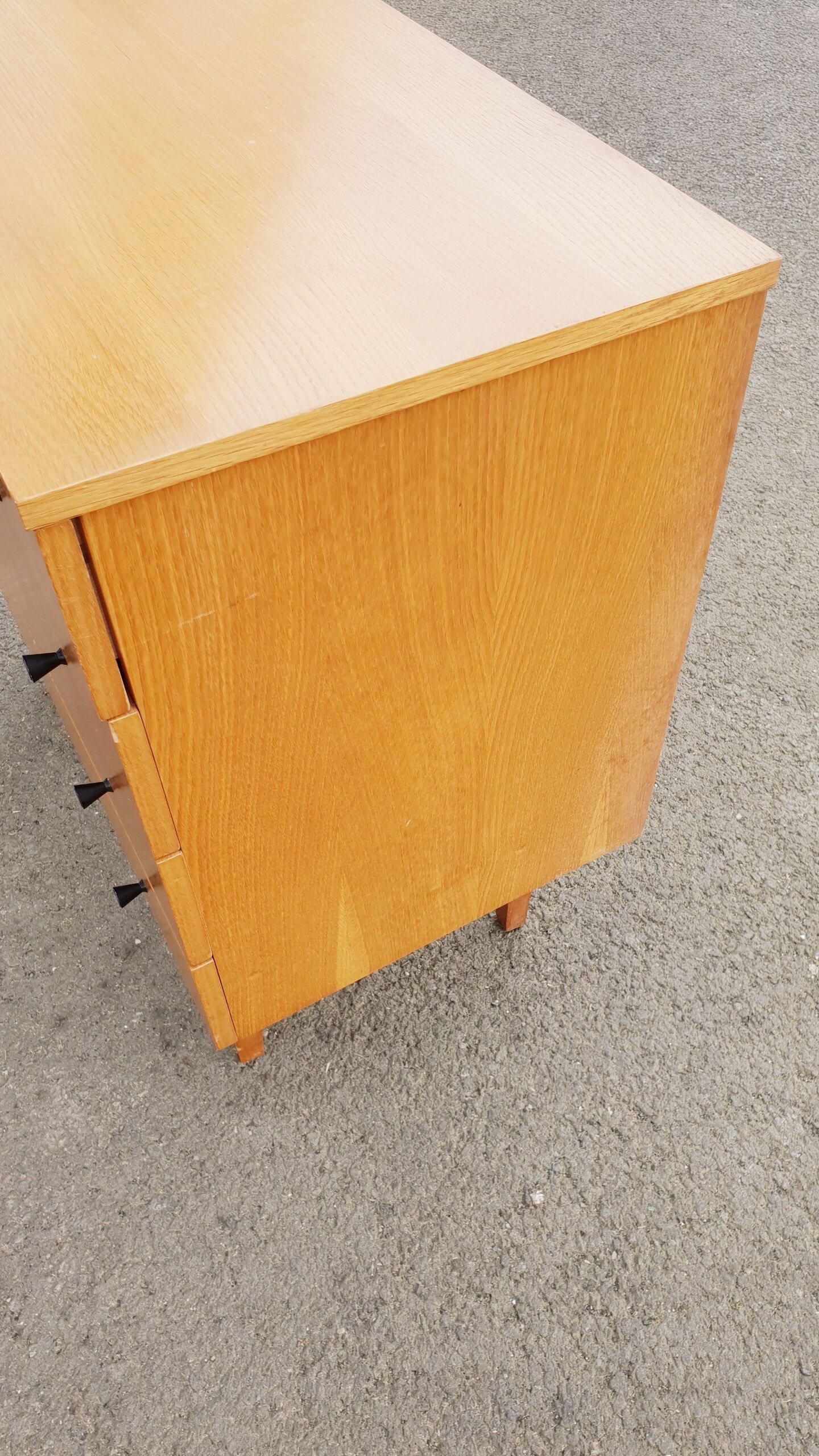 Vintage chest of drawers