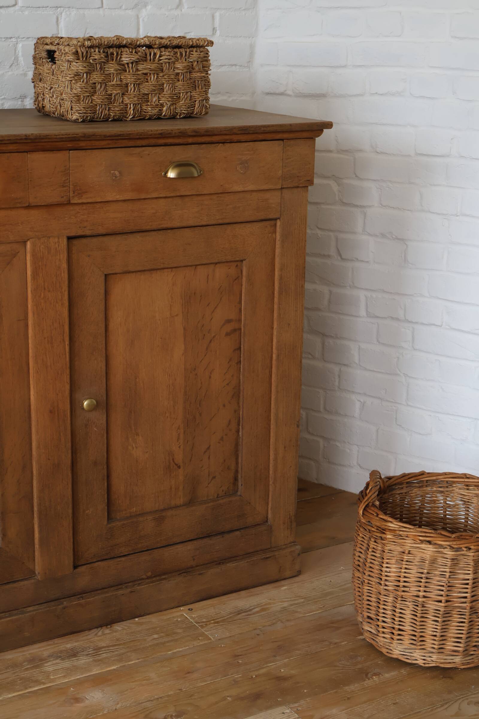 Solid oak sideboard (renovated)