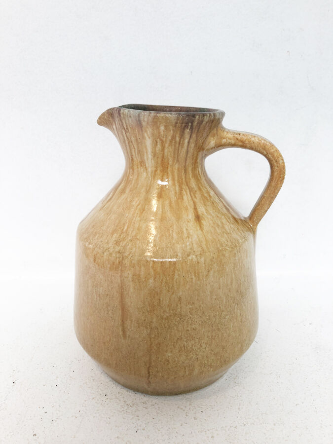 Accolay ceramic pitcher, 1950