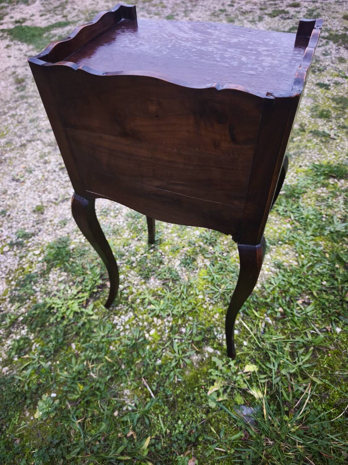 Table de chevet façon Louis VX