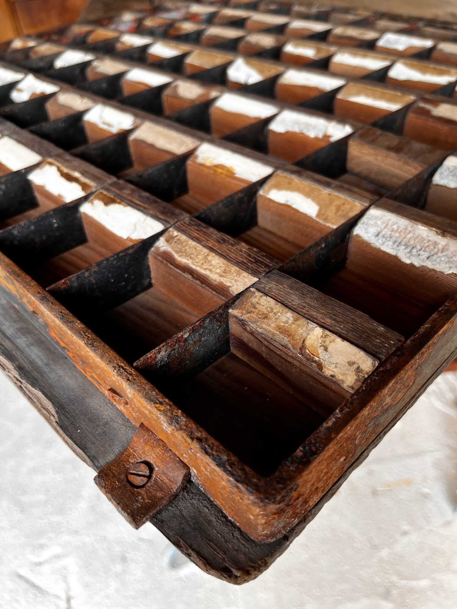 Metal and wood printing locker