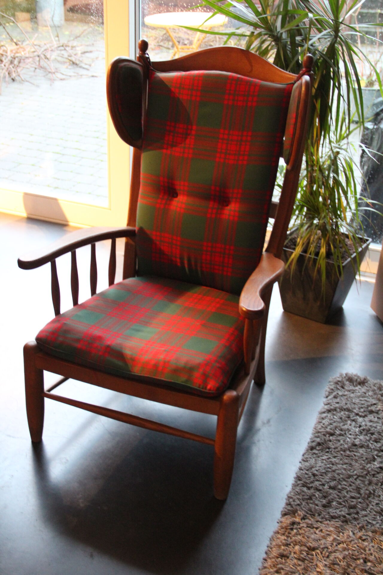 2 chairs from the 70s