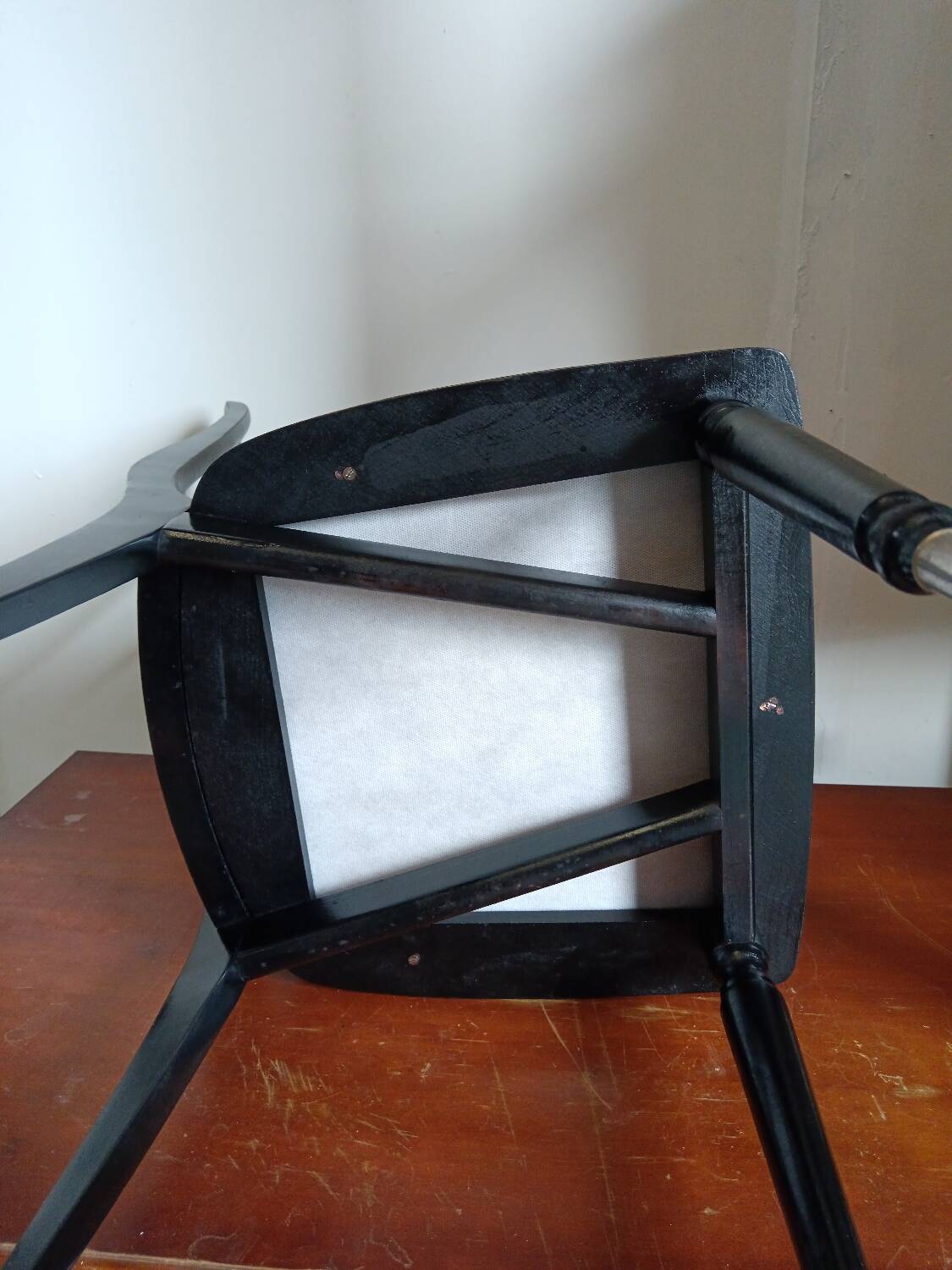 Lot of two refurbished western chairs