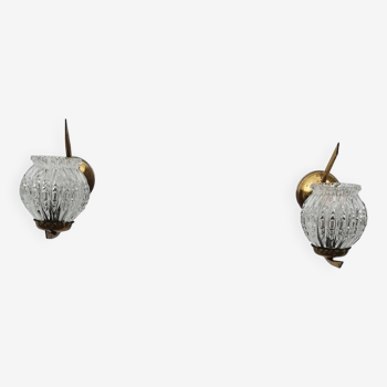 Pair of tulip brass wall lights in vintage chiseled glass 1950