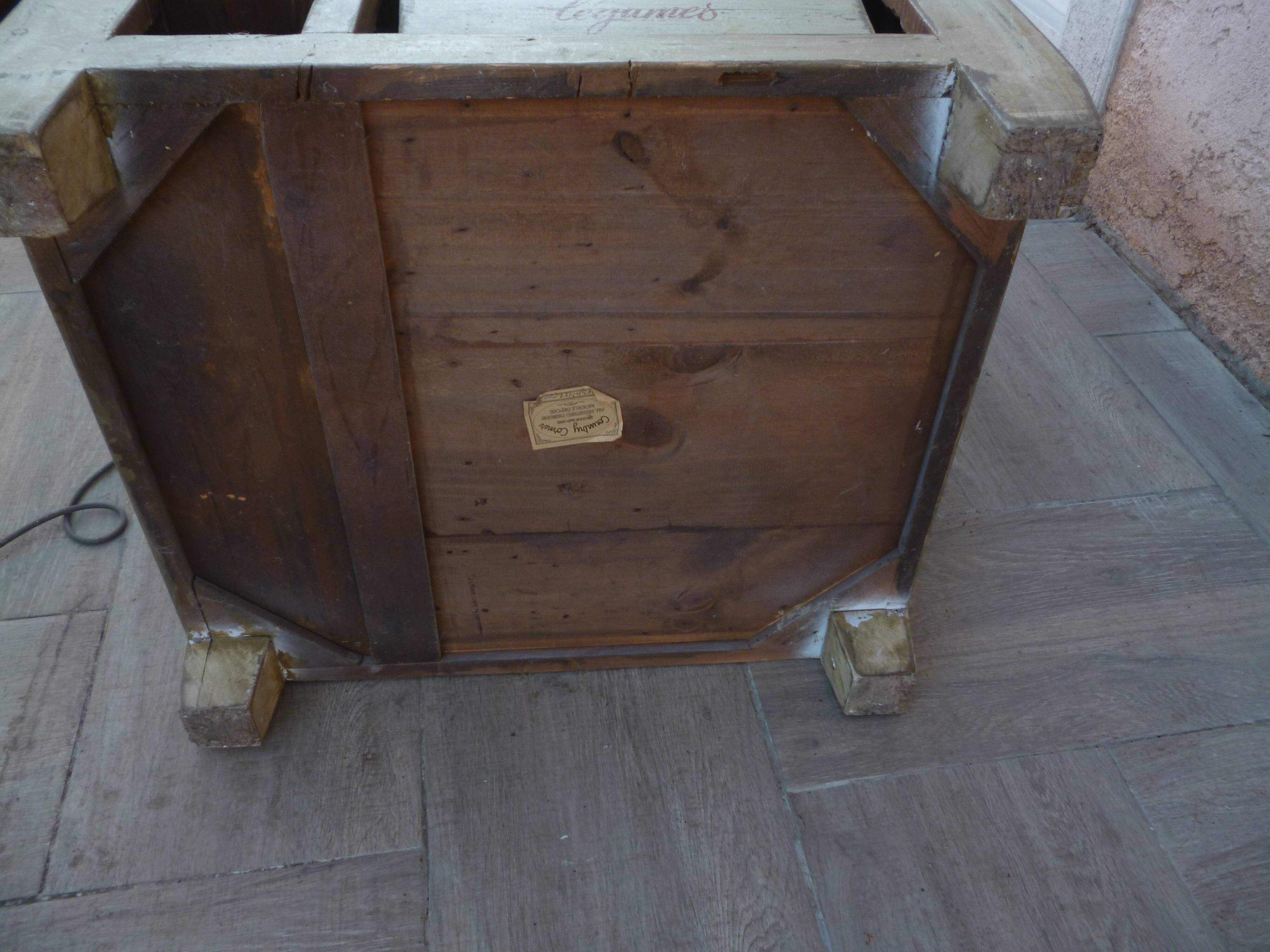 Country Corner log cabinet