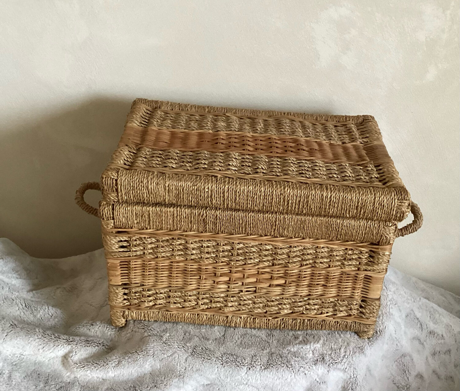 Coffre rotin et corde rafia structure bois - vintage