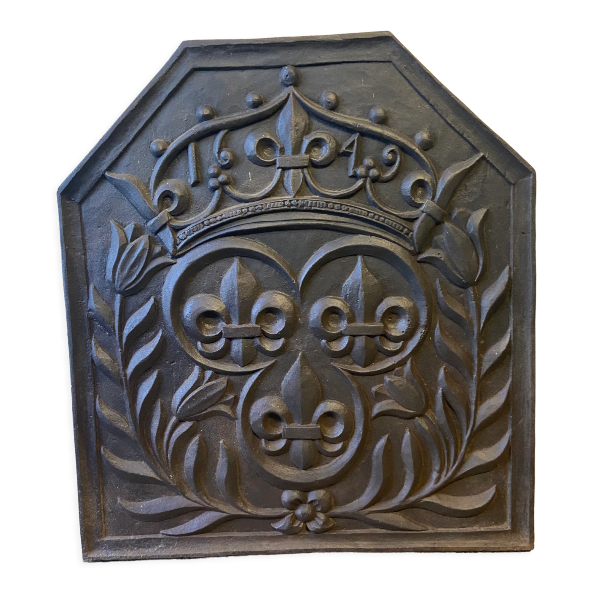 Fleur-de-lis fireplace plaque