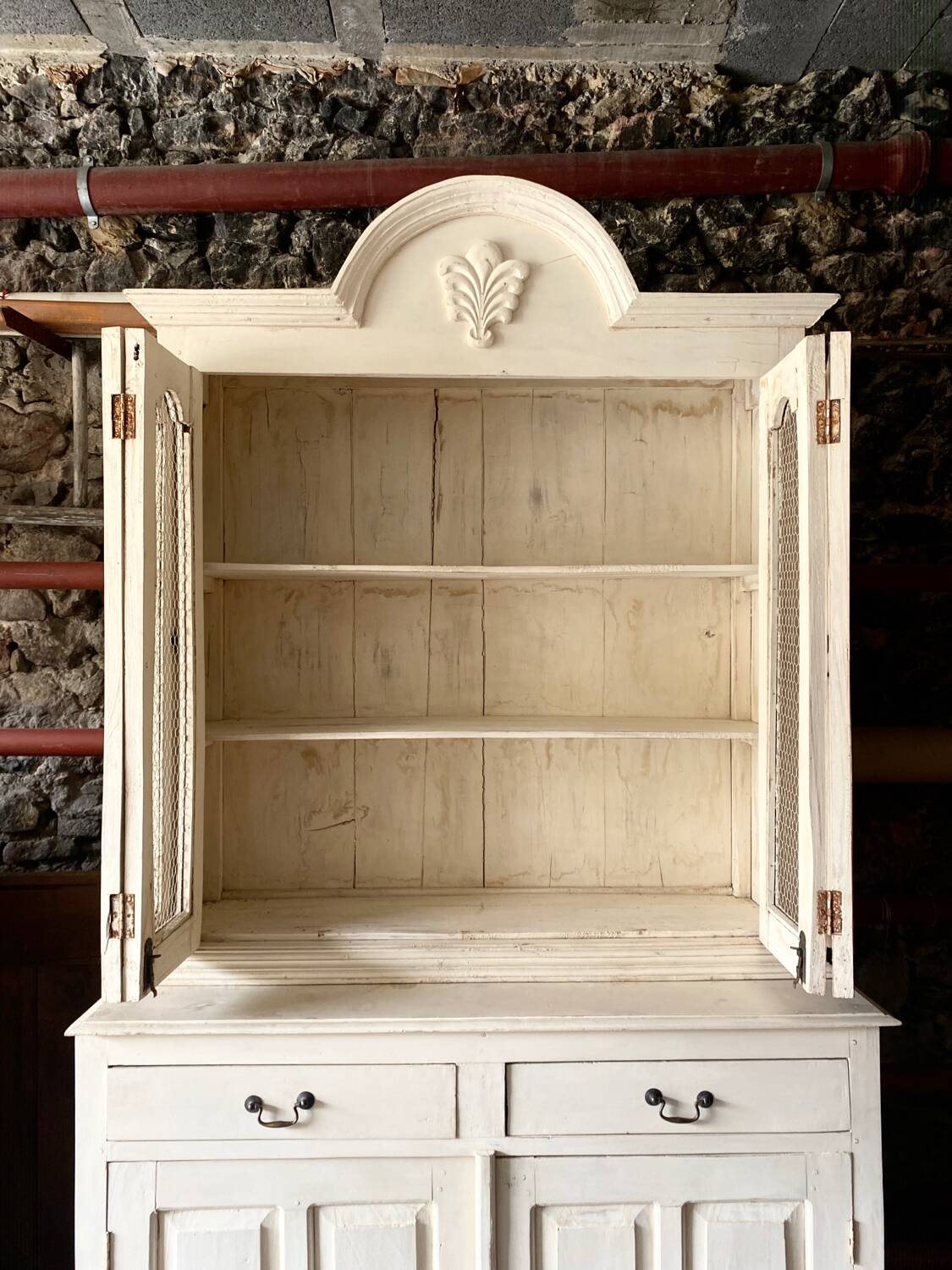 2-part ecru wooden dresser