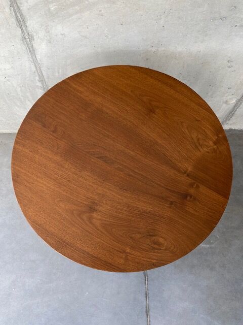 Round side table double top