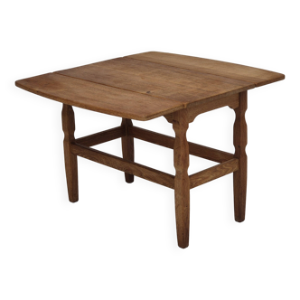 1970s, Danish design by Henning Kjærnulf for EG Kvalitetsmøbel, foldable sofa table, oak.