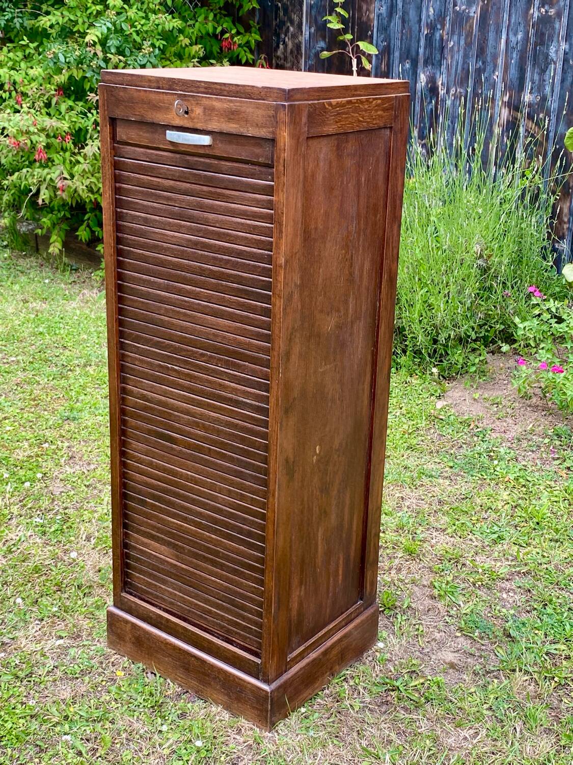 Renovated curtain filing cabinet from the early 20th century