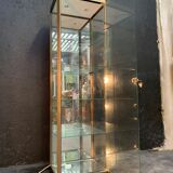 An illuminating presentation showcase...