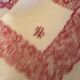 Red and white square sheet 140x140 and 6 towels