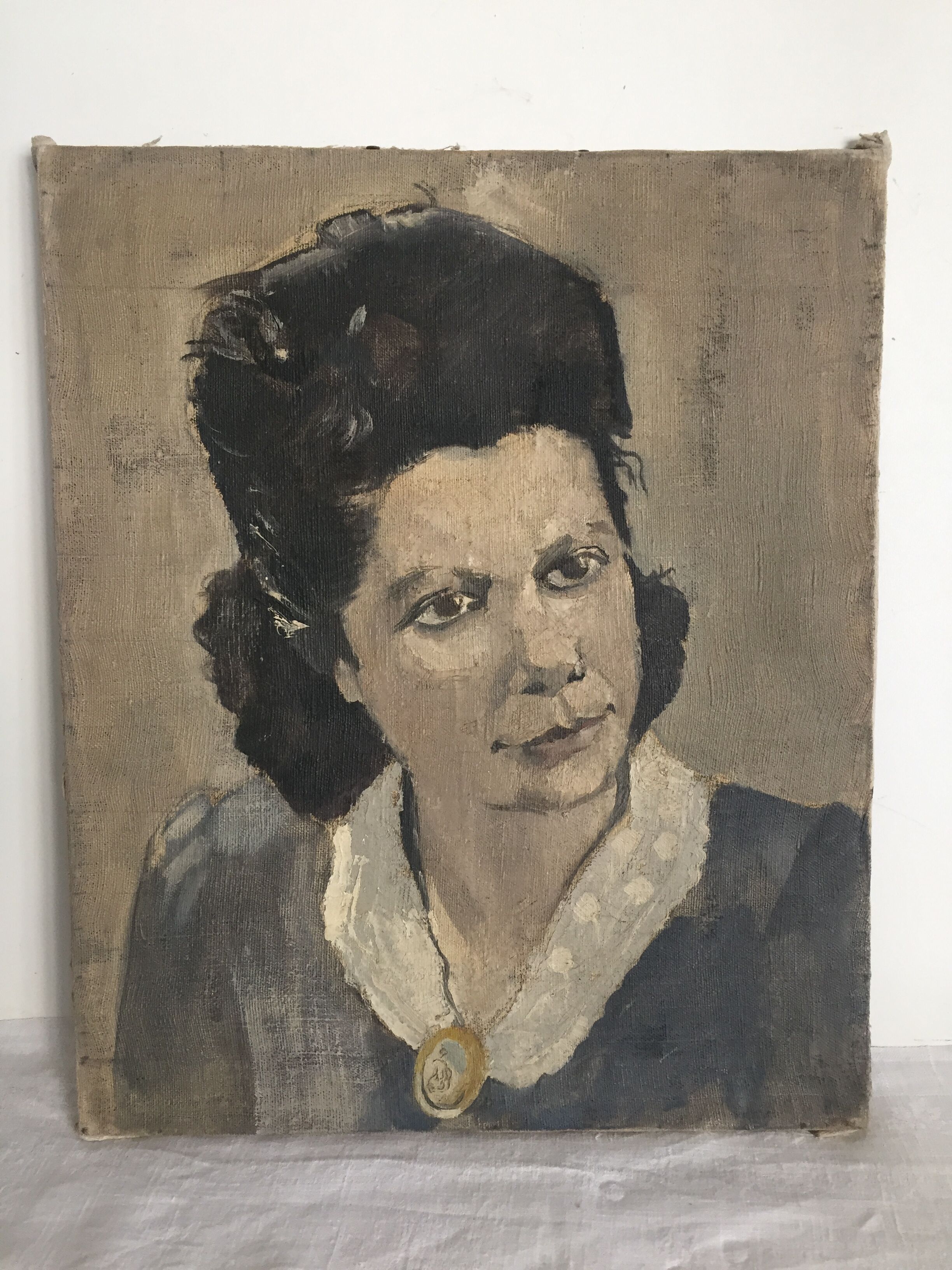 Oil on canvas: "Woman of the 40s"