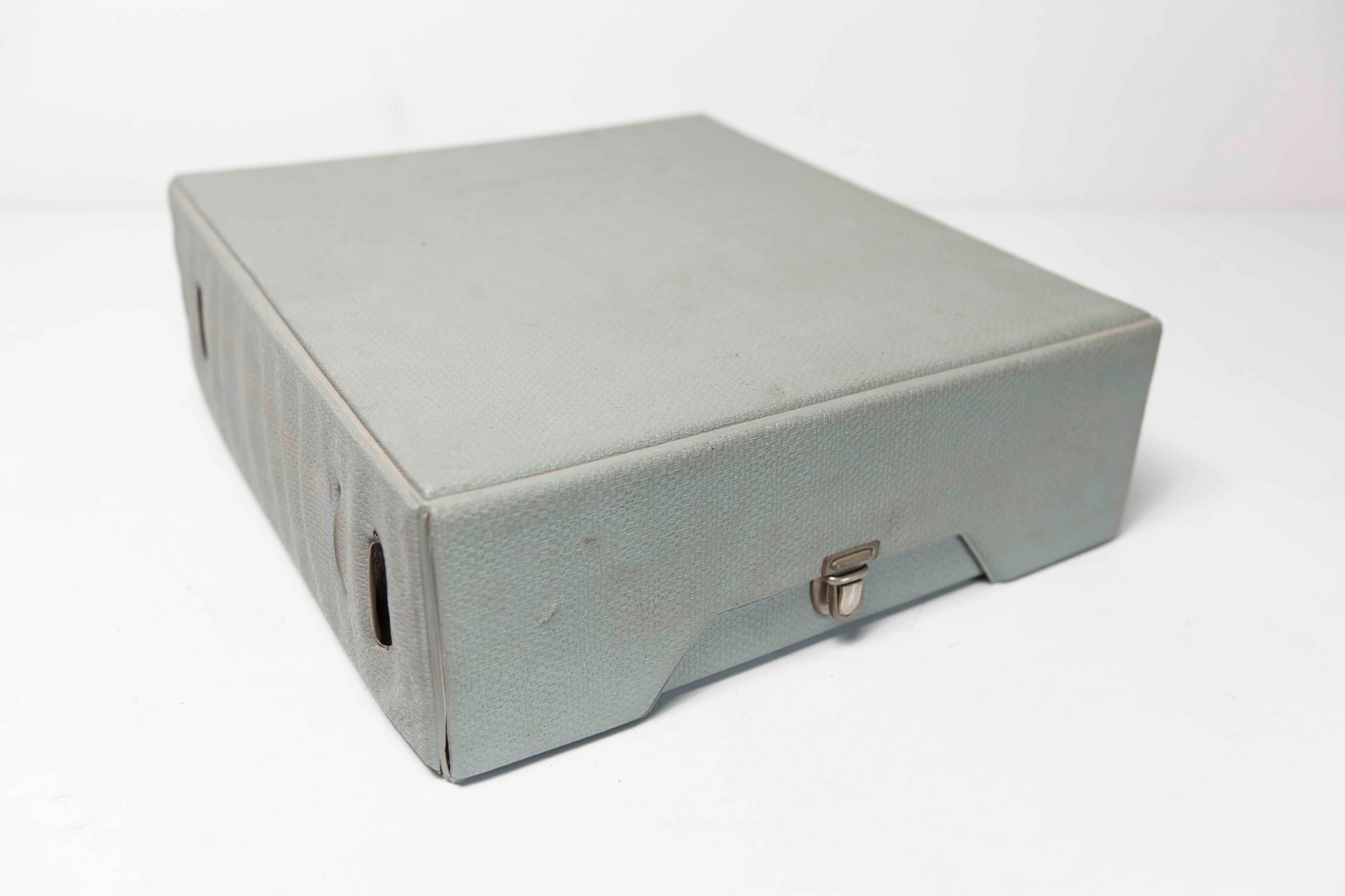 Revised Luxor 1980 typewriter